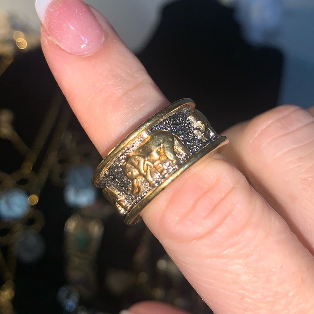 Gold and silver tone elephant ring - size 7